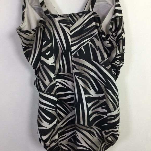 Miraclesuit Women Nora Safari Zebra One Piece Swimsuit Black/White Plus Size 20W - Picture 12 of 16